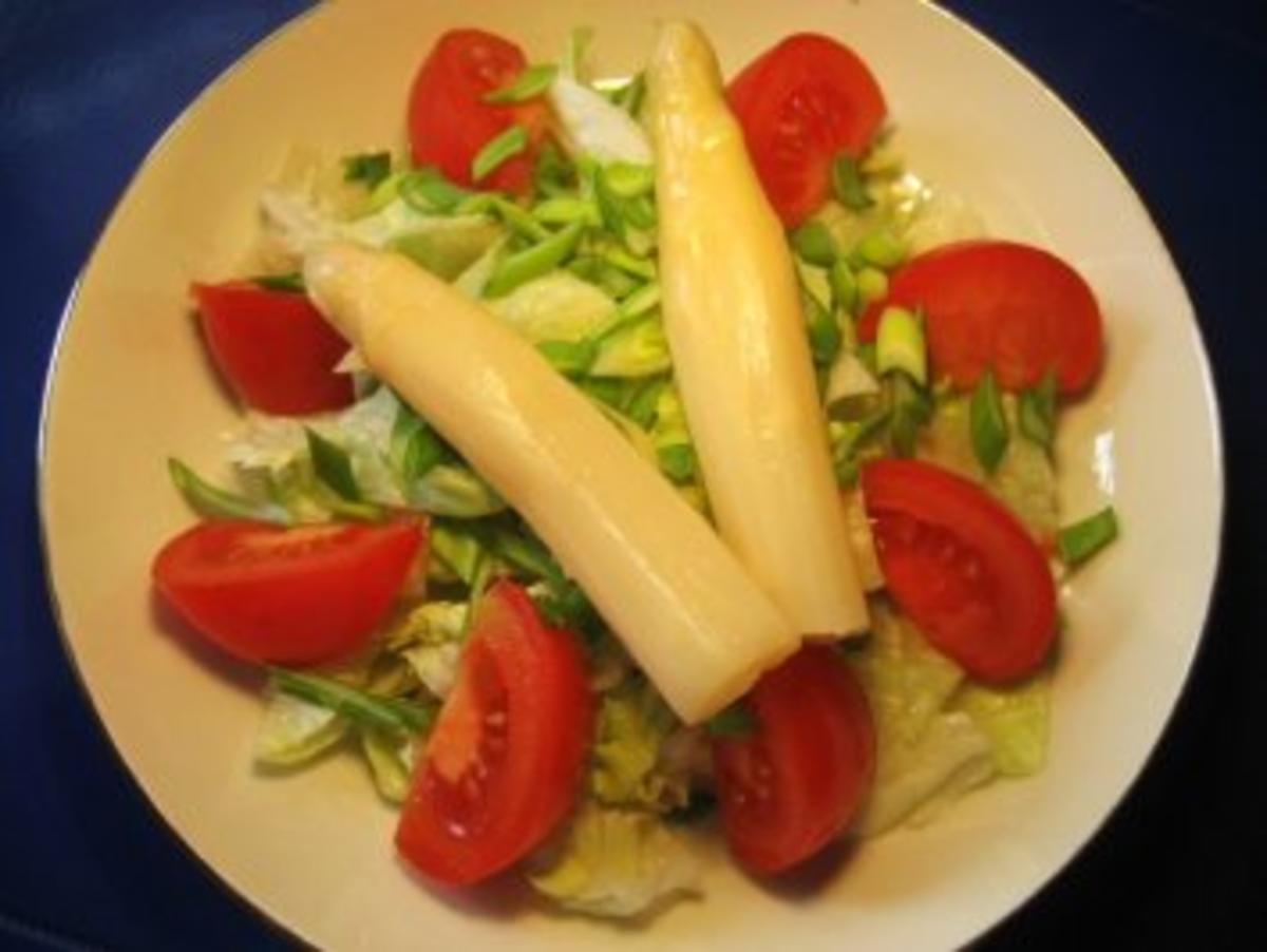 Knackfrischer Salat zum Spargelsüppchen ... - Rezept - Bild Nr. 3