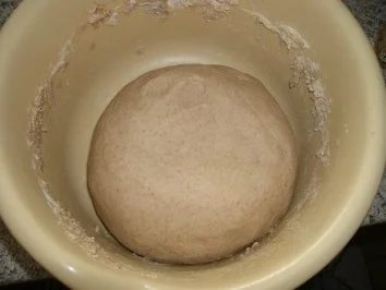 Rezept: Rustikales Sauerteigbrot Bild Nr. 2 Rustikales Sauerteigbrot - Rezept - Bild Nr. 2