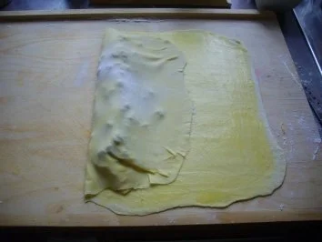 Rezept: Bayerischer Apfelstrudel Bild Nr. 12 Bayerischer Apfelstrudel - Rezept - Bild Nr. 12