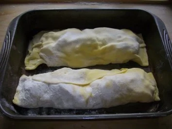 Rezept: Bayerischer Apfelstrudel Bild Nr. 16 Bayerischer Apfelstrudel - Rezept - Bild Nr. 16