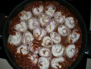 Rezept: Lasagneröllchen Bild Nr. 2 Lasagneröllchen - Rezept - Bild Nr. 2