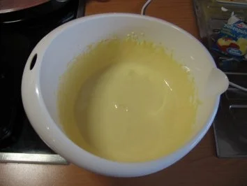 Rezept: Rhabarberkuchen mit Tröpfchen Bild Nr. 4 Rhabarberkuchen mit Tröpfchen - Rezept - Bild Nr. 4