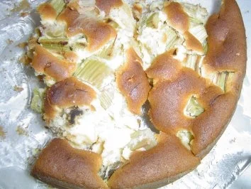 Rhabarber-Sturz-Kuchen - Rezept