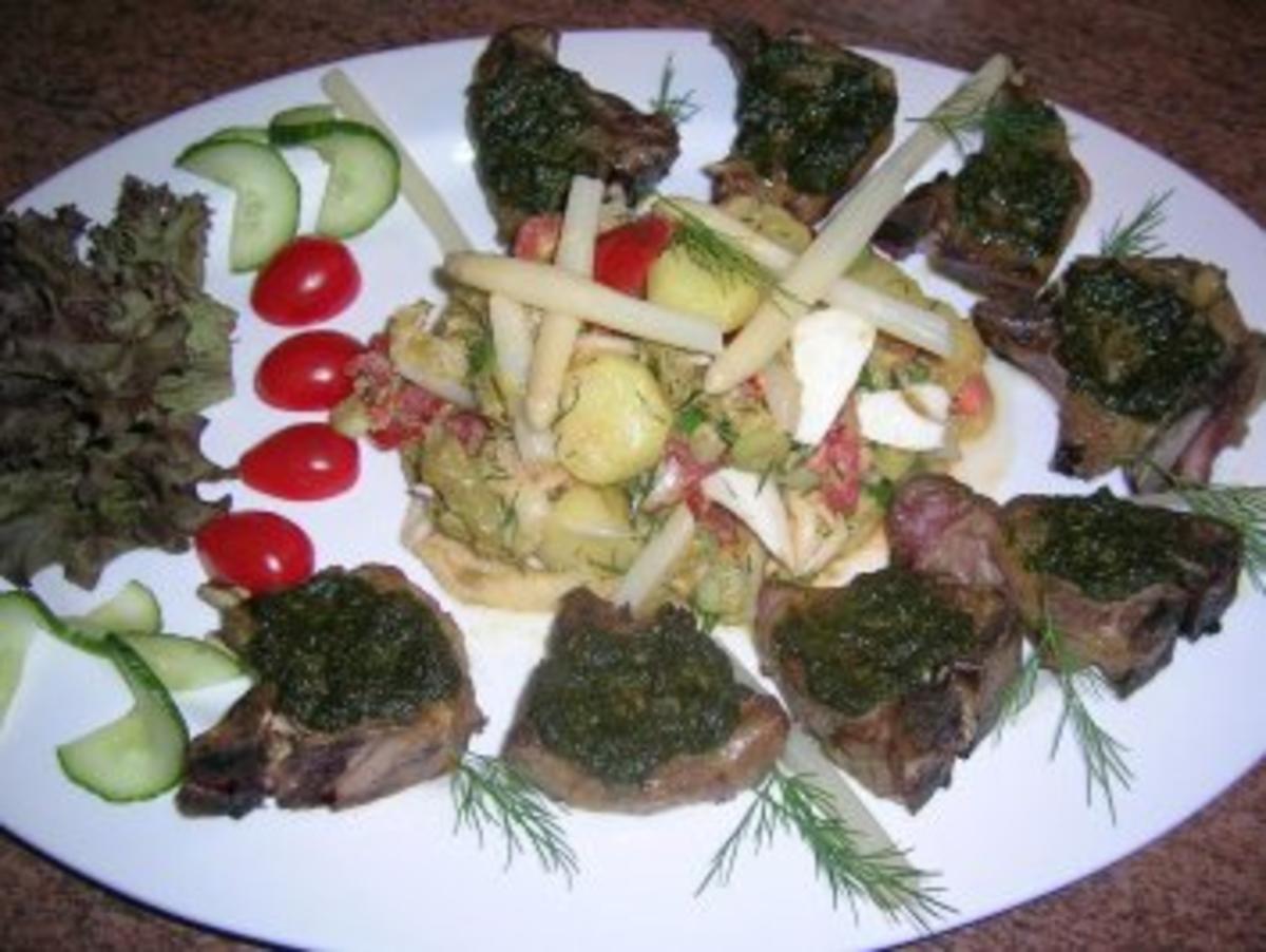 Lammkoteletts mit Bärlauchkruste an Spargel-Kartoffelsalat - ein kleiner Frühlingsgruß - Rezept - Bild Nr. 4