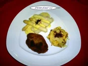 Kleine Schnitzelchen vom Filet mit Parmesan in der Panade - Rezept