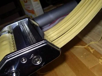 Rezept: Tagiatelle mit Hackbällchen-Pilz-Sauce Bild Nr. 6 Tagiatelle mit Hackbällchen-Pilz-Sauce - Rezept - Bild Nr. 6