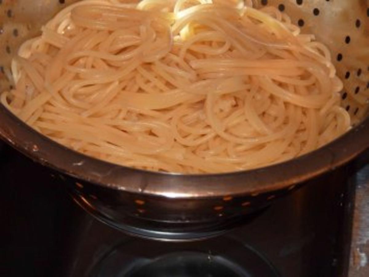 Meeresfrüchte/ Spaghetti mit Garnelen und Rucola - Rezept - Bild Nr. 8