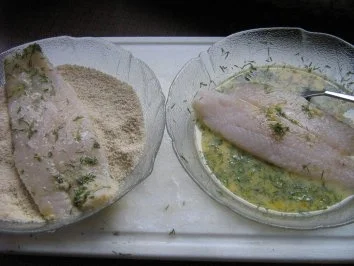 Rezept: Pangasiusfilet mit Parmesan Panade an Senf-Dill-Sauce Bild Nr. 3 Pangasiusfilet mit Parmesan Panade an Senf-Dill-Sauce - Rezept - Bild Nr. 3