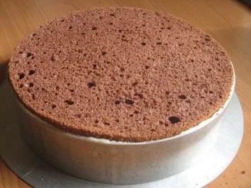 Rezept: Schwarzwälder Kirschtorte Bild Nr. 5 Schwarzwälder Kirschtorte - Rezept - Bild Nr. 5