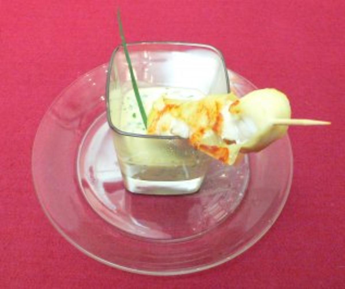 Fischspieße im Kartoffelmantel mit Kräuter-Senfsoße - Rezept - Bild Nr. 2