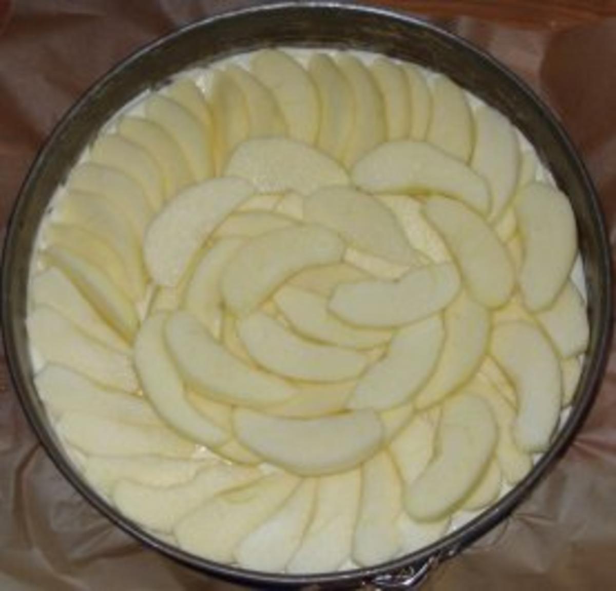 Kuchen - Eierschecke mit Äpfeln und Rosinen - Rezept - Bild Nr. 4