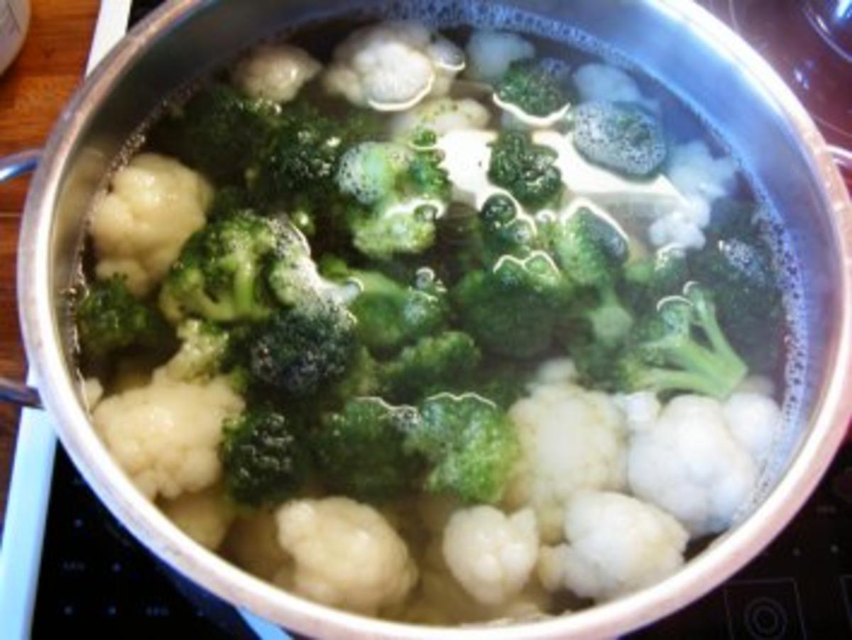 Blumenkohl-Broccoli-Kartoffel Gratin mit Hähnchenbruststreifen - Rezept