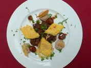 Wildgulasch mit Pastinaken-Mousseline und Polentarauten - Rezept - Bild Nr. 2