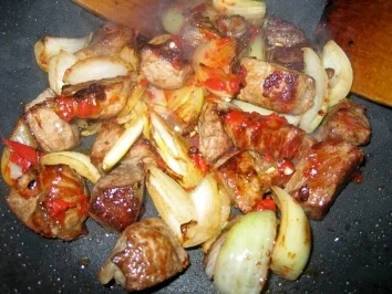 Rinds-Gulasch ... - Rezept - Bild Nr. 3