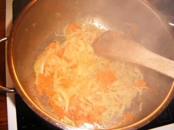 Vollkorn-Spaghetti mit selbstgemachter Tomatensoße - Rezept - Bild Nr. 2