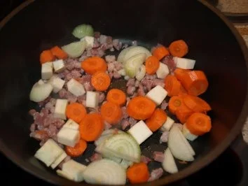 Rezept: Kartoffelsuppe traditionell Bild Nr. 3 Kartoffelsuppe traditionell - Rezept - Bild Nr. 3