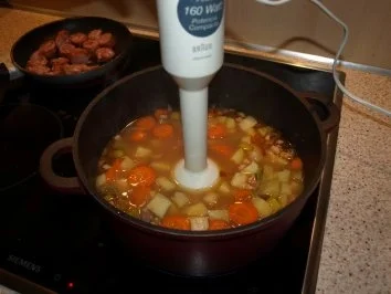 Rezept: Kartoffelsuppe traditionell Bild Nr. 6 Kartoffelsuppe traditionell - Rezept - Bild Nr. 6