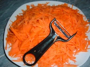 Rezept: Geflügel.......Beschwipste-Hähnchenkeulen Bild Nr. 4 Geflügel.......Beschwipste-Hähnchenkeulen - Rezept - Bild Nr. 4