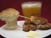 Karotten-Ingwer-Capuccino mit Lachsspießen und herzhaften Brotmuffins - Rezept - Bild Nr. 2