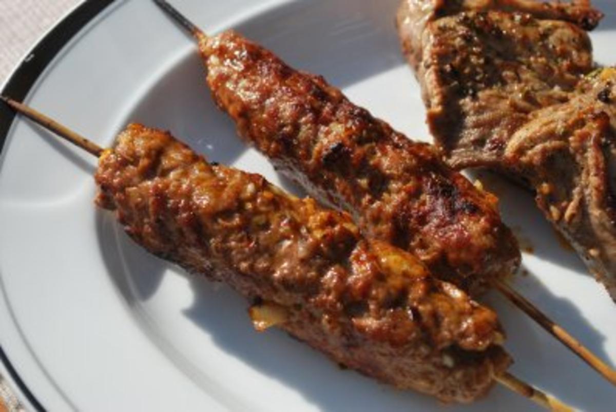 Annis würzig-scharfe Hackspieße vom Grill - Rezept - kochbar.de