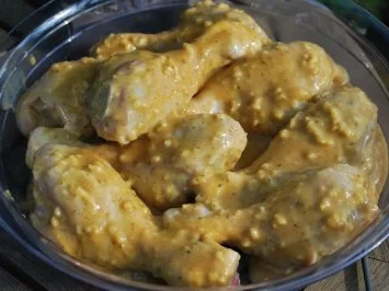 Kleine Hähnchenkeulen mit Honig-Senf-Kruste vom Grill - Rezept - Bild Nr. 2