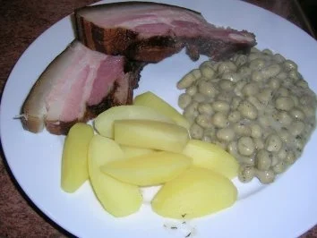 Rezept: Dicke Bohnen mit Speck - deftige Hausmannskost + das Lieblingsessen meines Mannes Bild Nr. 4 Dicke Bohnen mit Speck - deftige Hausmannskost + das Lieblingsessen meines Mannes - Rezept - Bild Nr. 4