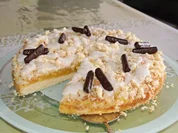 Zitronenkuchen mit Orangenpuddingfüllung - Rezept