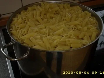 Mein Nudelauflauf mit Thunfisch und frischen Tomaten - Rezept - Bild Nr. 2