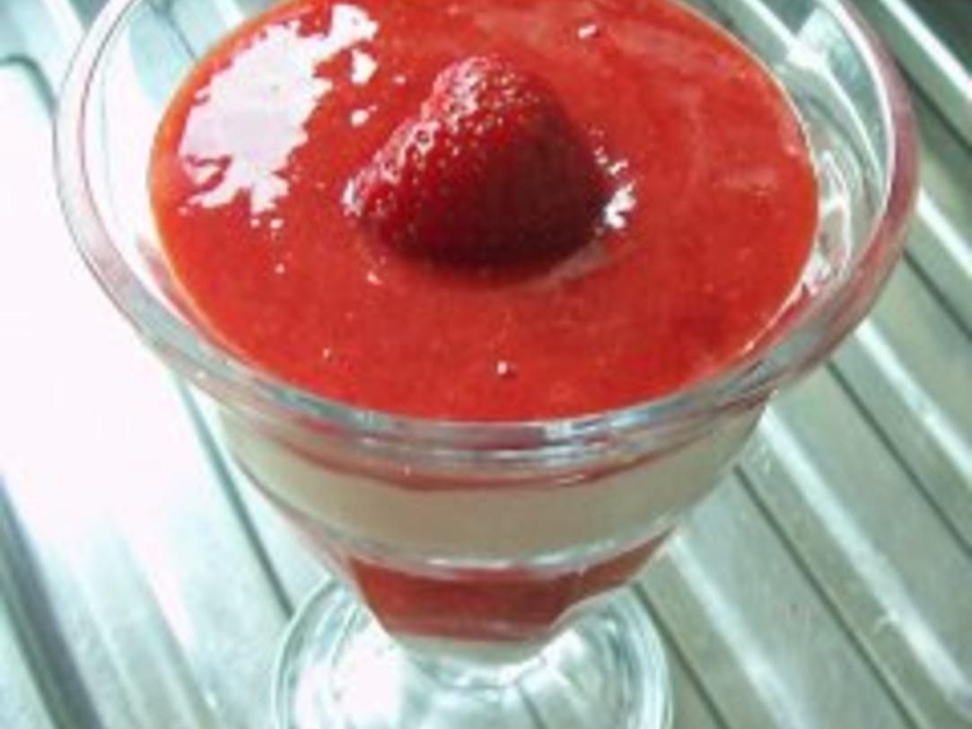 Dessert: Mascarpone-Creme mit Erdbeeren-Püree - Rezept - kochbar.de