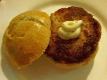 Rezept: Zwischensnack: Fischfrikadellen ... anno 1937 Zwischensnack: Fischfrikadellen ... anno 1937 - Rezept