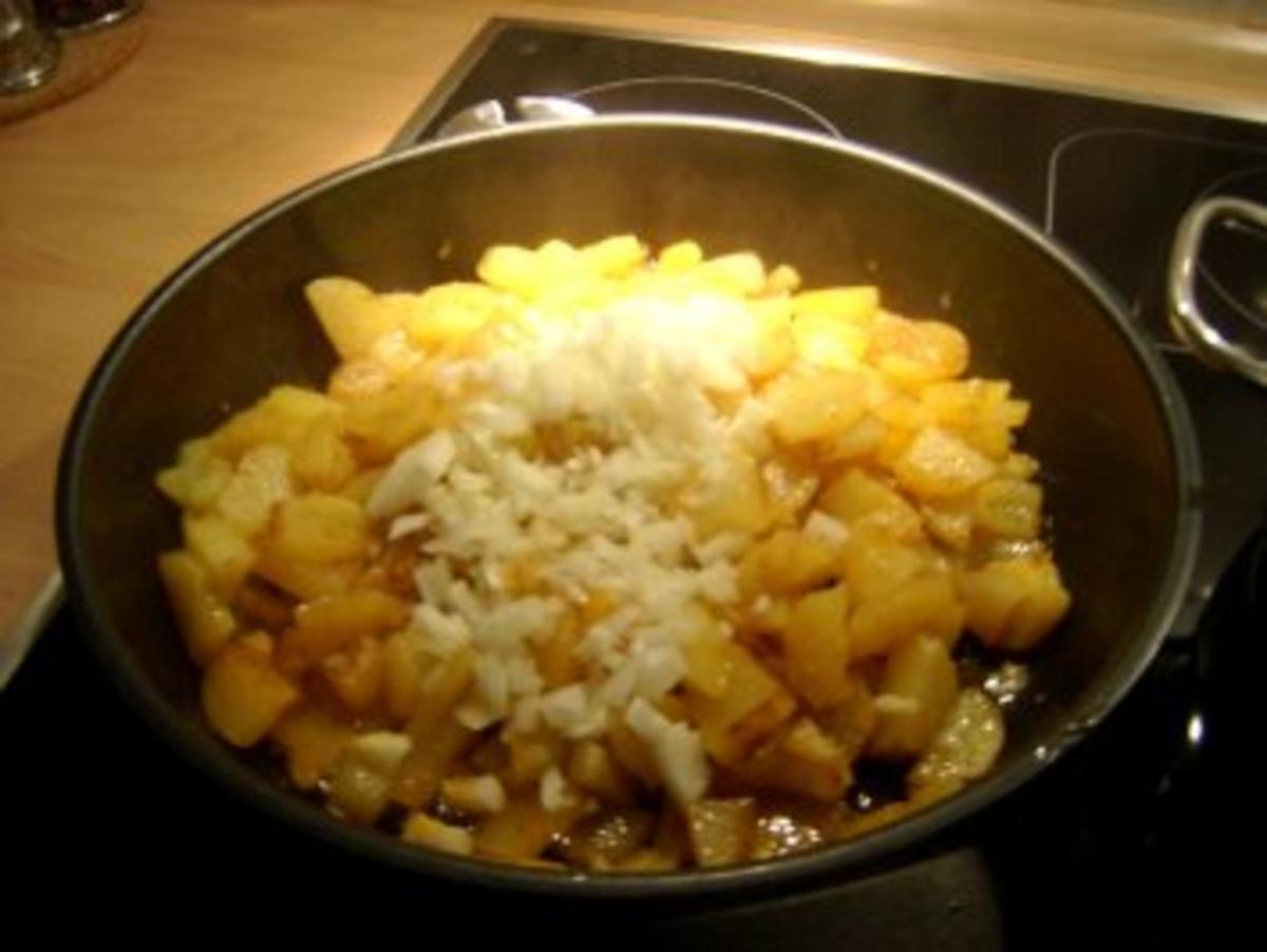 Bratkartoffeln mit Sauerkraut und Kölner - Rezept - Bild Nr. 3