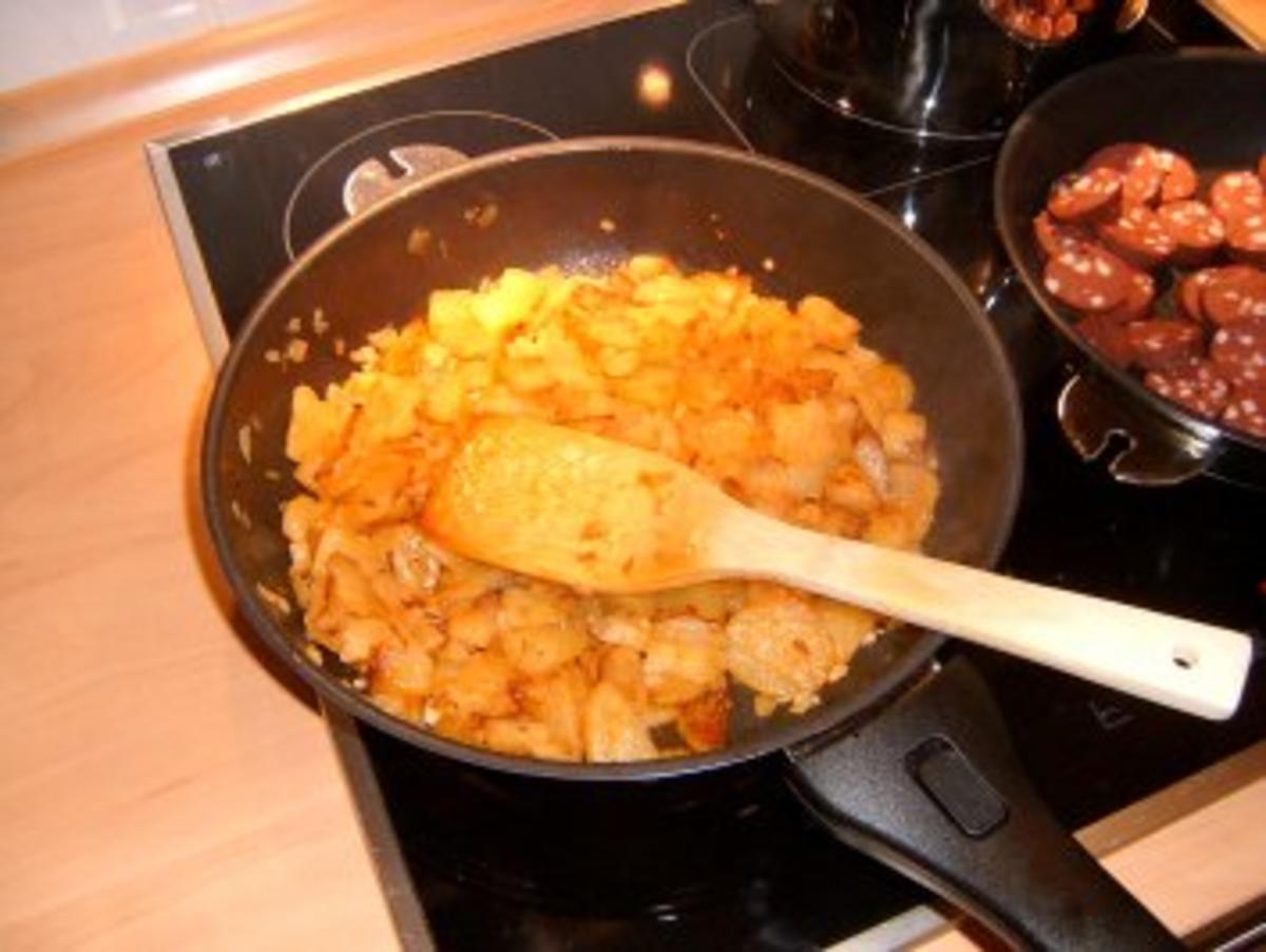 Bratkartoffeln mit Sauerkraut und Kölner - Rezept - Bild Nr. 4