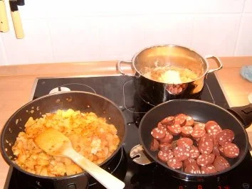 Bratkartoffeln mit Sauerkraut und Kölner - Rezept - Bild Nr. 6