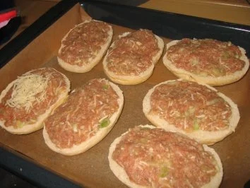 Party: Hackfleisch-Käse-Semmeln - Rezept - Bild Nr. 3