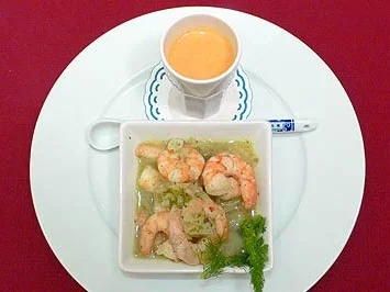 Gazpacho-Shot und pikante Shrimps - Langostinos picantes - Rezept