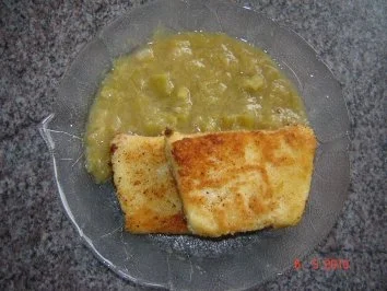 Rezept: Vegetarisch : Griesschnitten mit Rhabarberkompott Vegetarisch : Griesschnitten mit Rhabarberkompott - Rezept