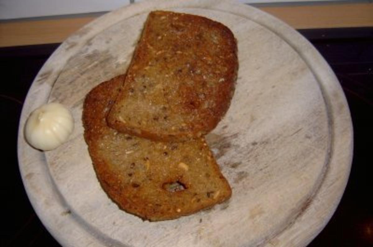 Beilage: Geröstetes Brot mit Knoblauch - Rezept - kochbar.de