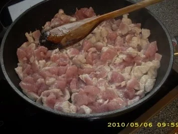 Hühnersuppe mit Muschelnudeln und Hähnchenbrust - Rezept - Bild Nr. 3