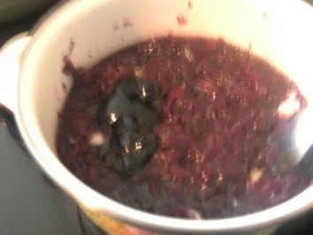 Eisbein geschmort mit Salzkartoffeln und Rotkohl     bei dem Sch....  Wetter passt das. - Rezept - Bild Nr. 6