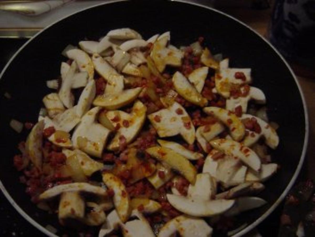 Pasta und Bohnen und einer schmackhaften Champignon-Sauce - Rezept
Eingereicht von cuximaus