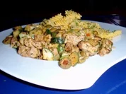 Filet-Gemüse-Pfanne mit Maisnudeln - Rezept