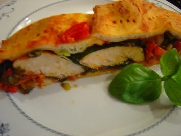 Rezept: Hähnchenbrust-Calzone Hähnchenbrust-Calzone - Rezept
