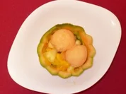 Cantaloupe Surprise mit frischen Früchten - Rezept - Bild Nr. 2