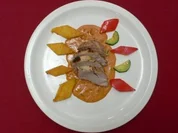 Filet Fontina an Tomatensoße mit Maispolenta und Zucchini-Paprikagemüse - Rezept - Bild Nr. 2