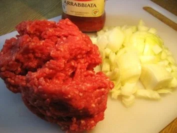 Rezept: Arrabbiata - Fleischsoße ... Bild Nr. 3 Arrabbiata - Fleischsoße ... - Rezept - Bild Nr. 3