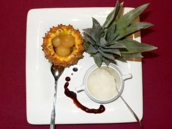 Flambierte Ananas mit Champagnergranité - Rezept - Bild Nr. 2
