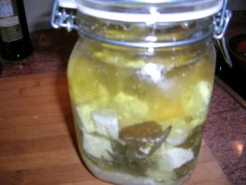 Rezept: Thunfisch mariniert mit Kartoffelfächer an Blattspinat mit geschmorten Tomaten+Schafskäse Bild Nr. 8 Thunfisch mariniert mit Kartoffelfächer an Blattspinat mit geschmorten Tomaten+Schafskäse - Rezept - Bild Nr. 8