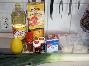 Hähnchen-Ragoutpfanne mit Aprikose und Reis - Rezept - Bild Nr. 2