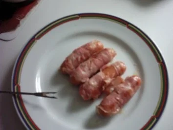 Mini-wiener im Frühstücksspeckmantel,geschmorte Pilze,gedünstetes Gemüse mit Fladenbrot - Rezept - Bild Nr. 2