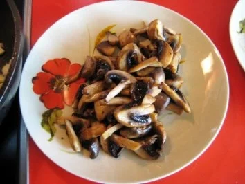 Rezept: Rührei mit Champignons Bild Nr. 5 Rührei mit Champignons - Rezept - Bild Nr. 5